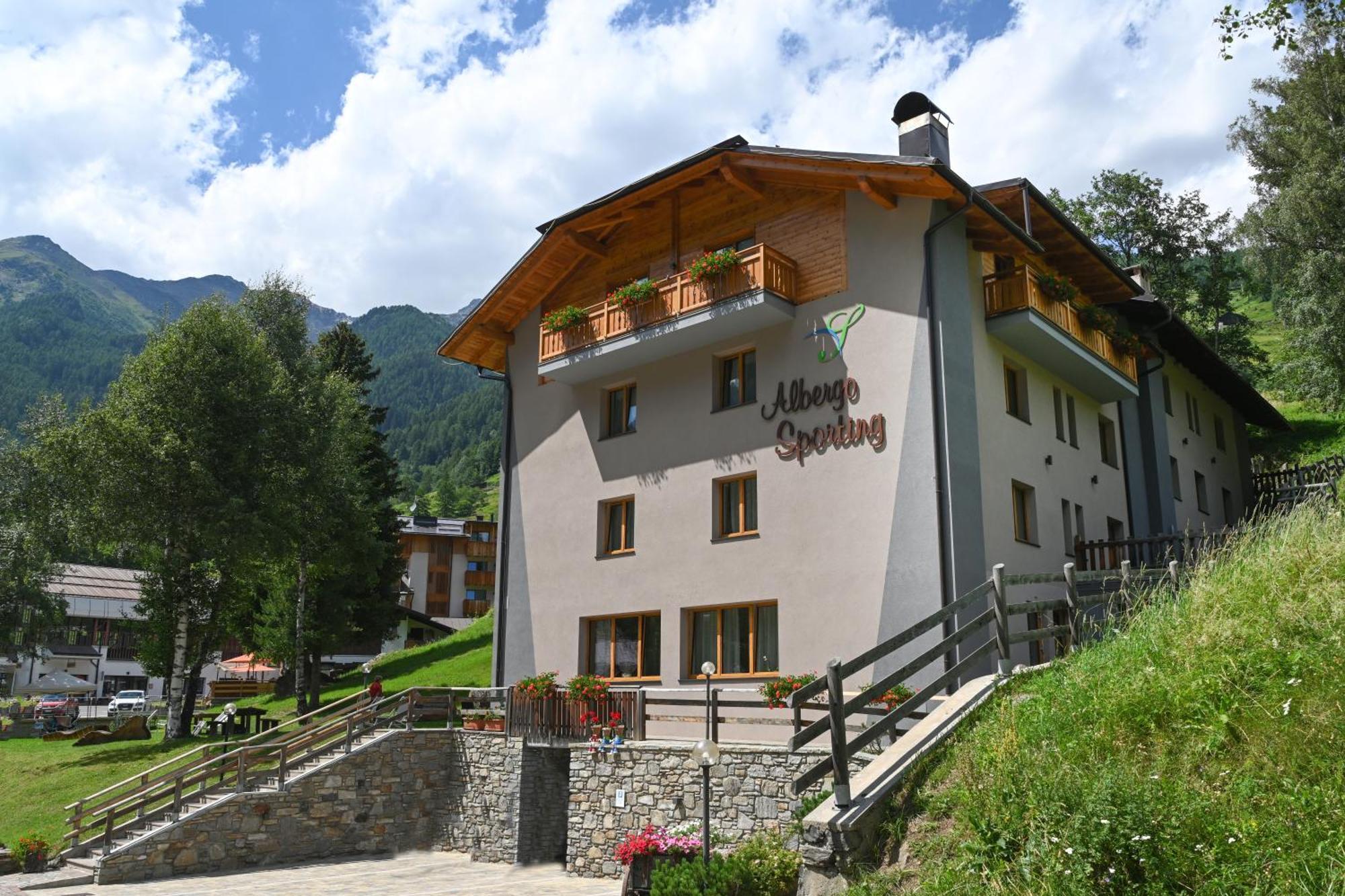 Albergo Sporting Peio Fonti Exteriér fotografie