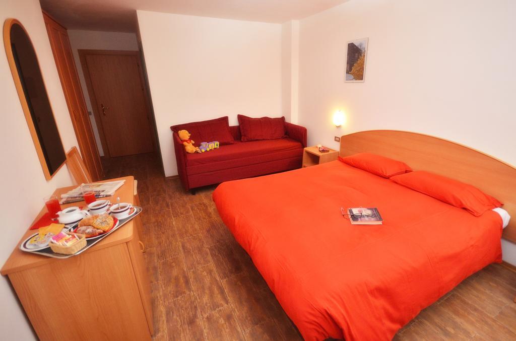 Albergo Sporting Peio Fonti Exteriér fotografie